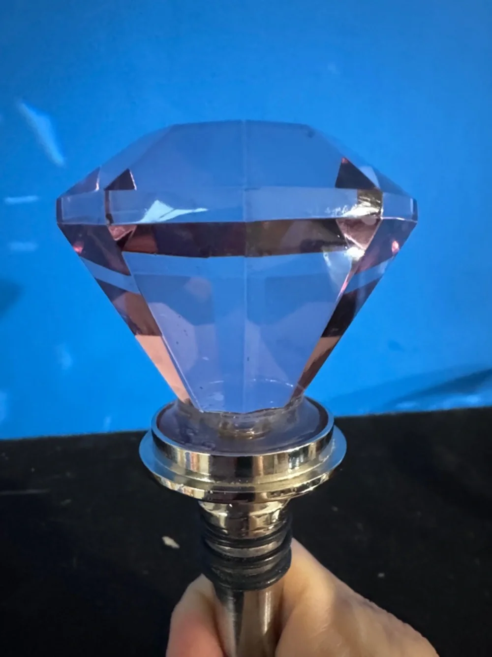 PINK DIAMOND WINE STOPPER